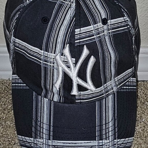 *Vintage* 2009 MLB NY Yankees (Small) Hat FRTSVN by Twins'47 Pro-back Plaid-Blue - Picture 1 of 3